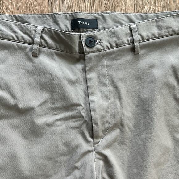 Theory Zaine Neoteric 9" Shorts Size 32 - Picture 2 of 5